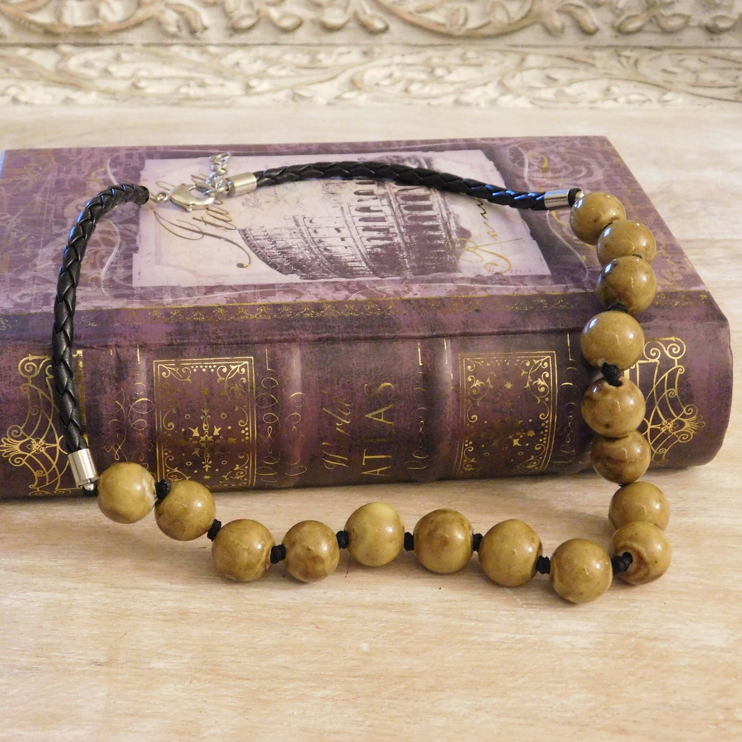 Clay Bead Short Necklace Round Beads