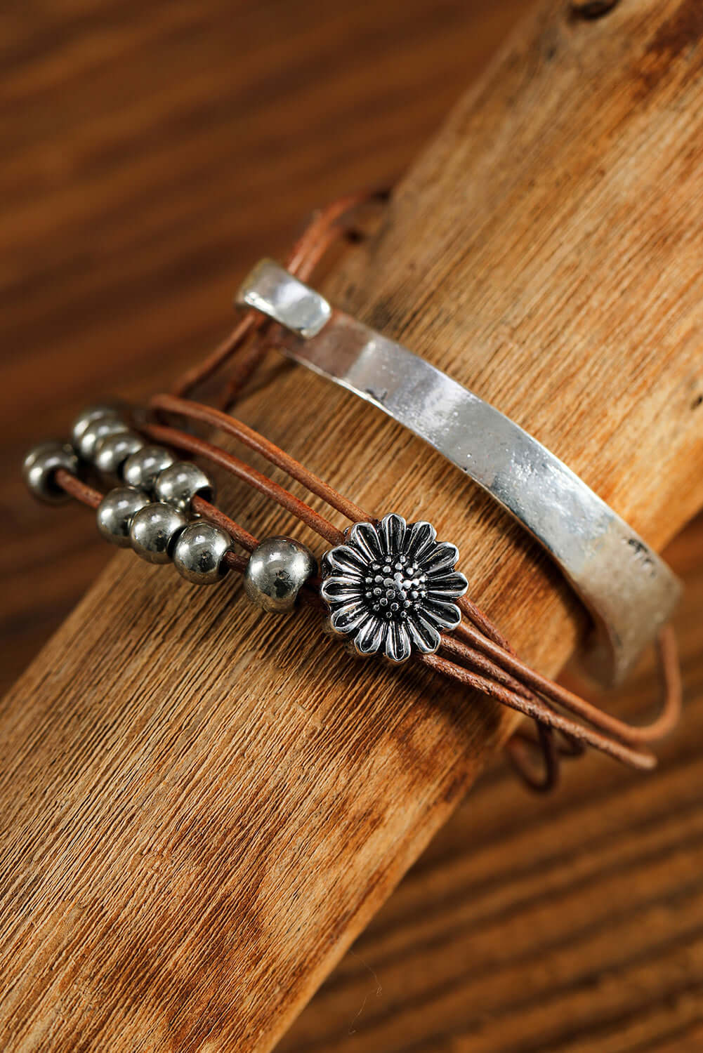 Brown Daisy Beading Alloy Multilayer Bracelet - Dixie Hike & Style