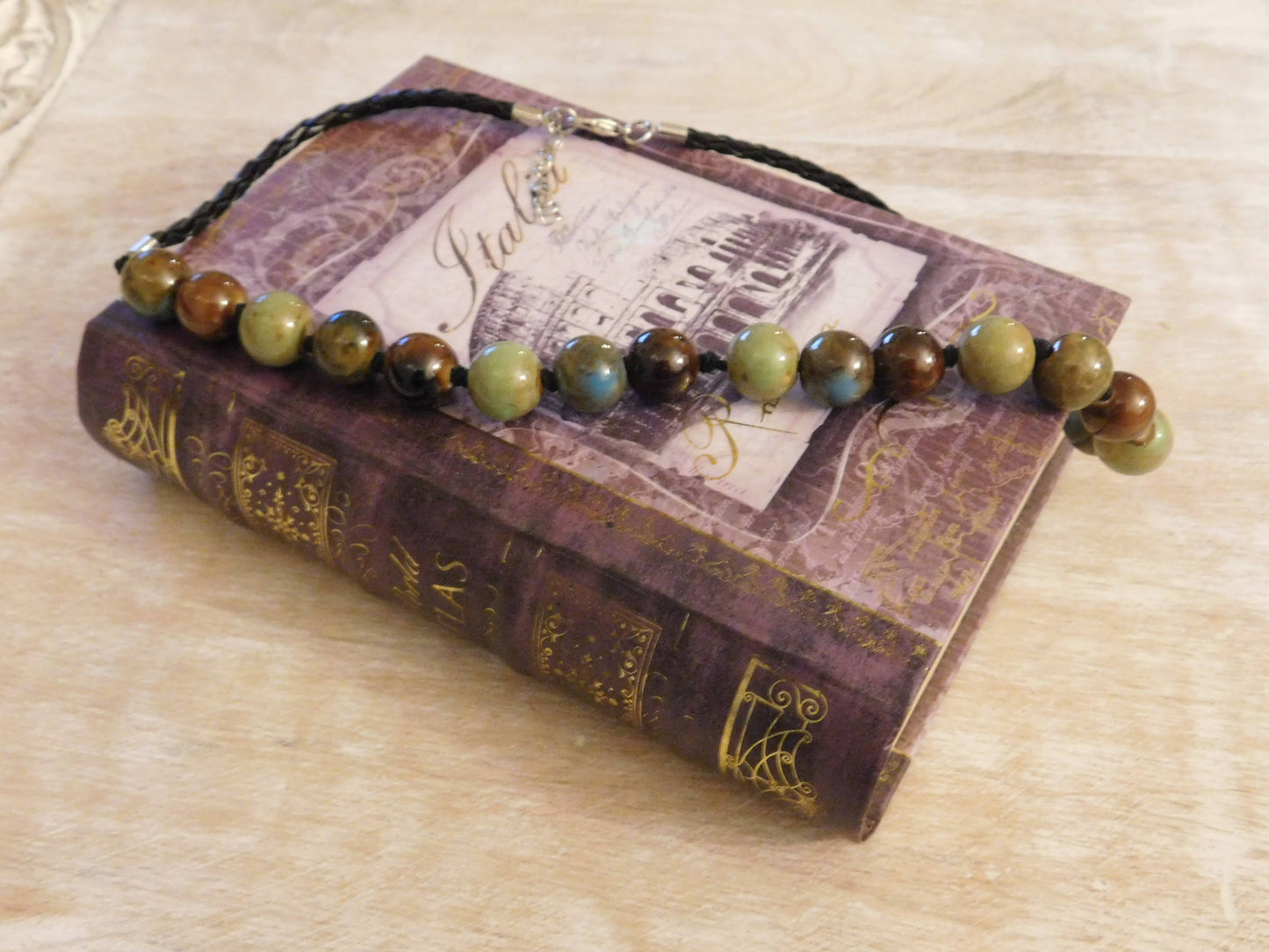Clay Bead Short Necklace Round Beads
