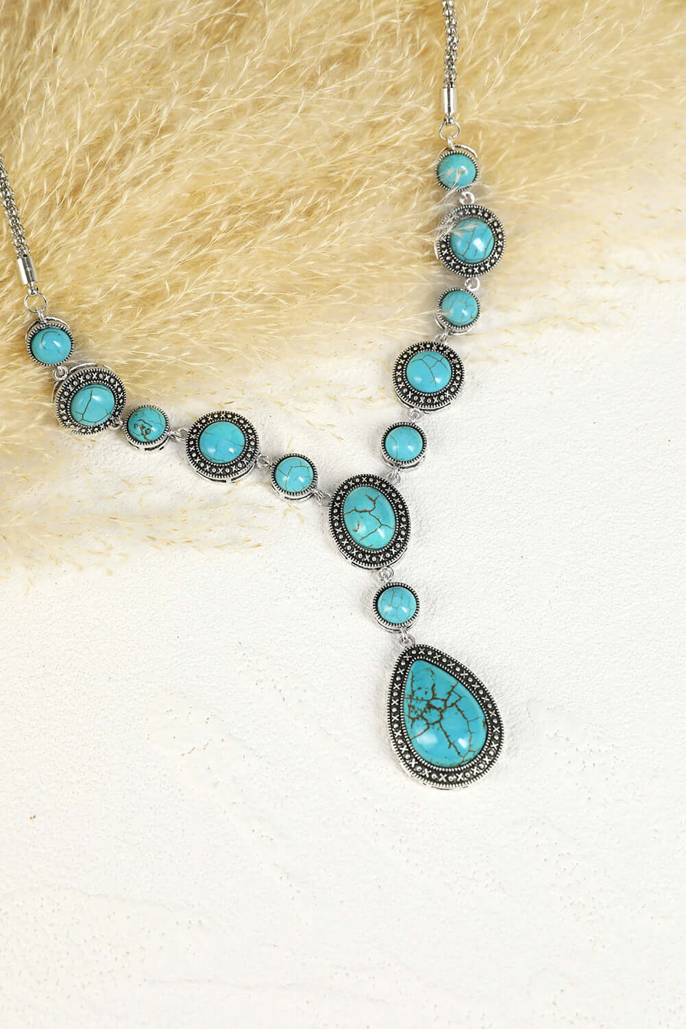 Green Crackle Turquoise Water Drop Accent Necklace - Dixie Hike & Style