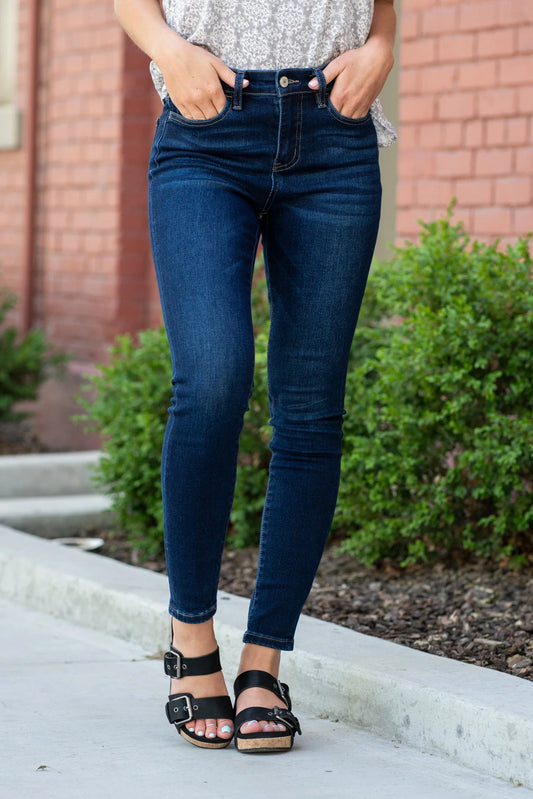 Vervet Los Angeles - Haylie High Rise Skinny Jeans - Dixie Hike & Style