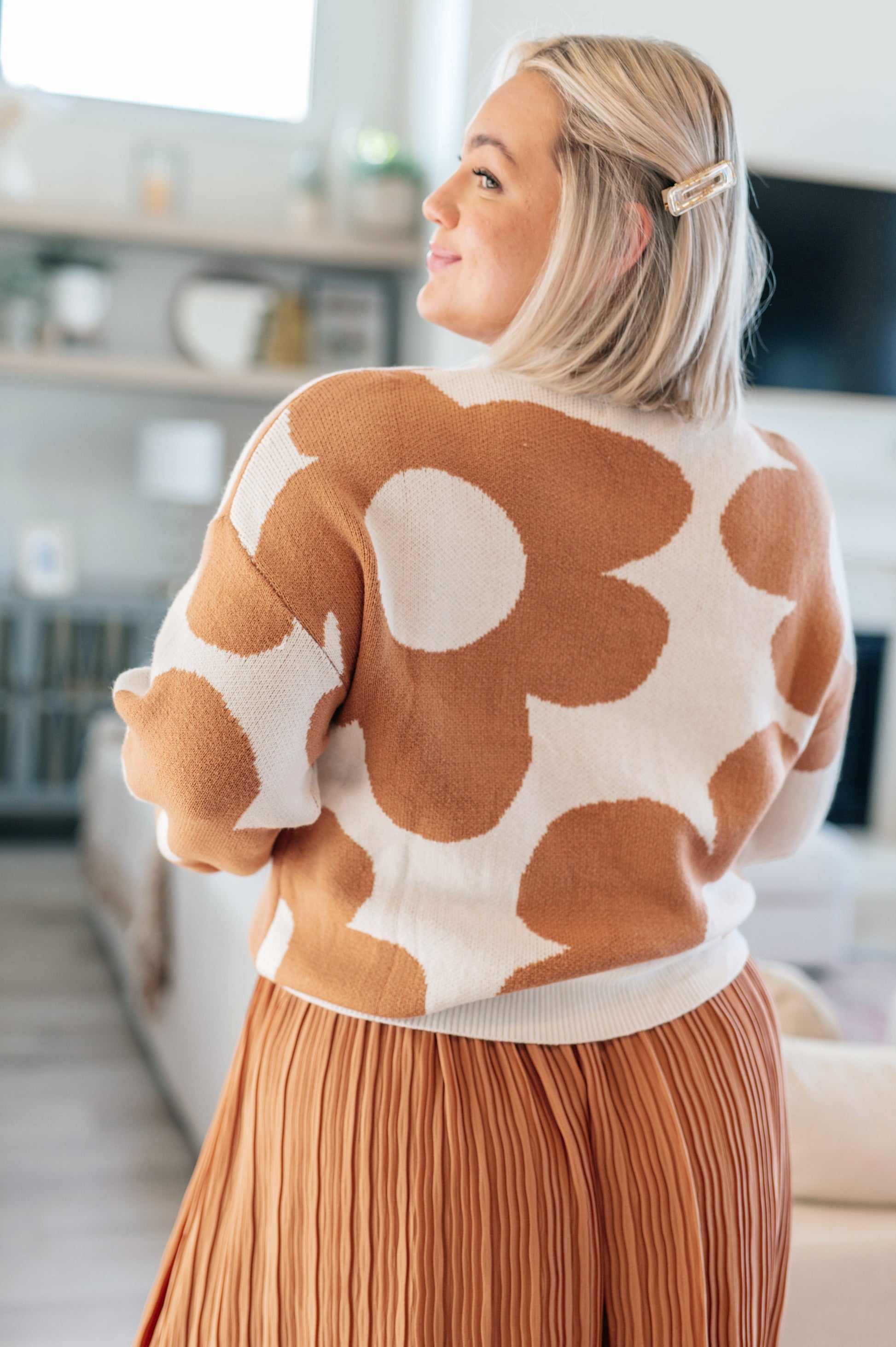 Bigger is Better Mod Floral Sweater - Dixie Hike & Style