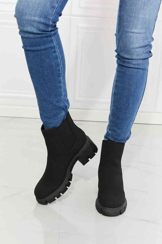 MMShoes Work For It Matte Lug Sole Chelsea Boots in Black - Dixie Hike & Style